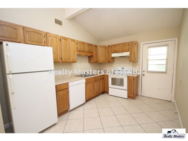 Building Photo - 7700 US-98