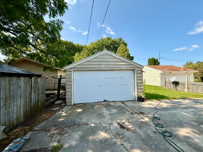 Building Photo - 2114 N 23rd St