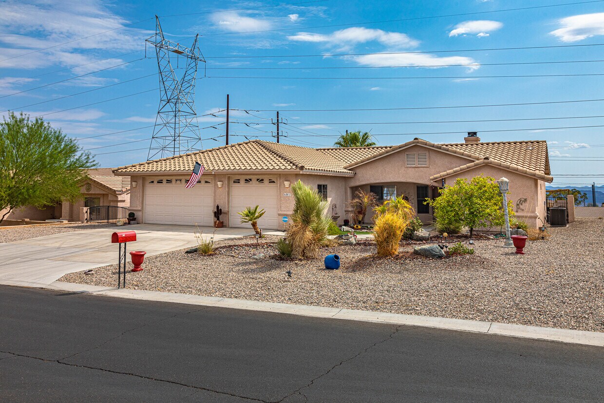 911 Pueblo Dr, Lake Havasu City, AZ 86406 House Rental in Lake Havasu