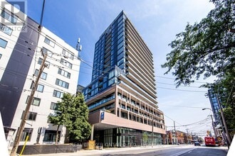 Building Photo - 285-285 Dufferin St