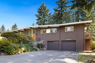 Building Photo - 20642 4th Ave SW