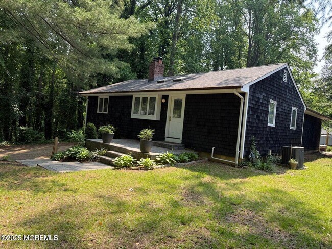 Foto del edificio - 338 Navesink River Rd
