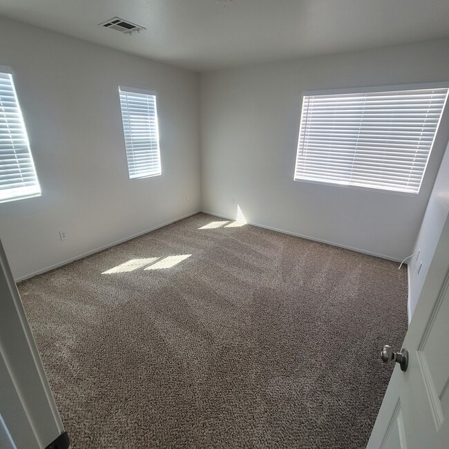 Building Photo - 6108 Stanton Summit Dr