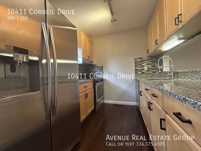 Building Photo - 10411 Corbeil Dr