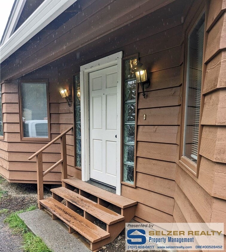 Primary Photo - 1598 Padula Dr
