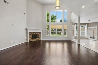 Building Photo - 13518 Via Chianti Ln
