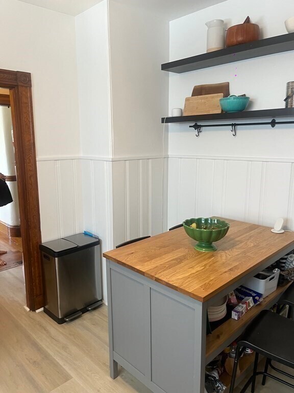 Foto del edificio - 898 Adams St