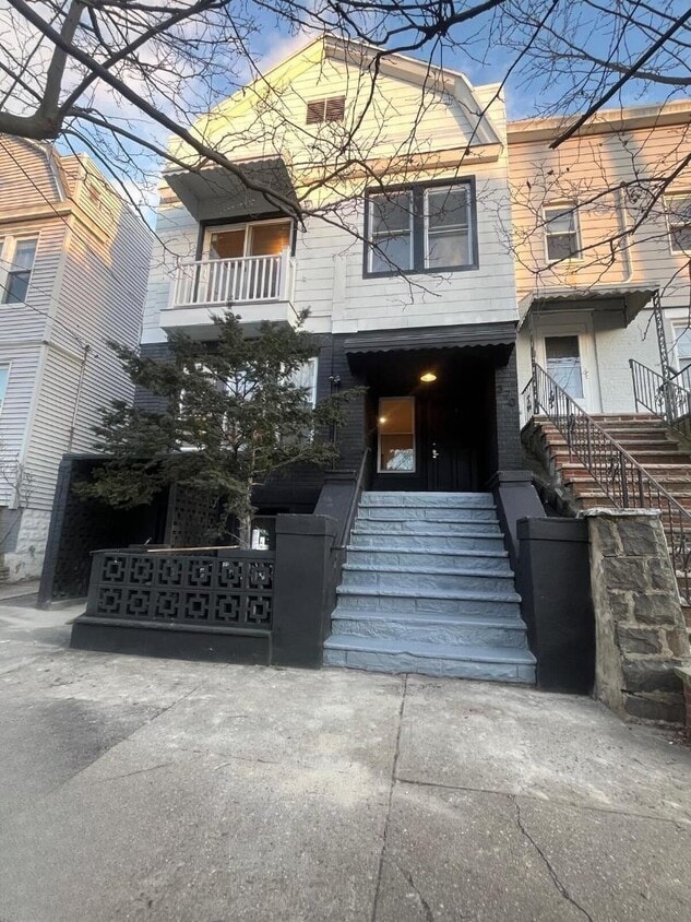 Photo - 370 Liberty JC LLC - Unit 1F