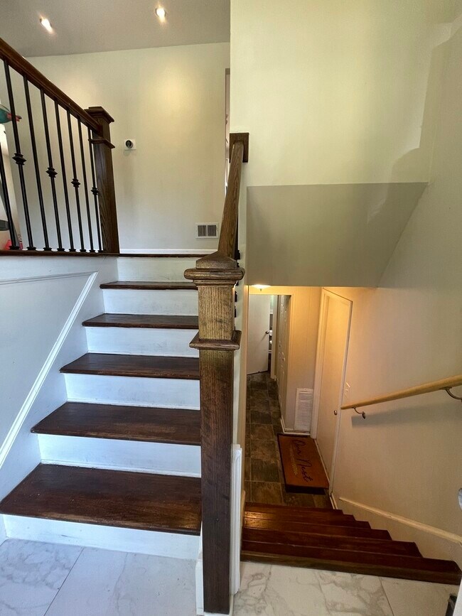 Foto del edificio - 414 Orleans Ln