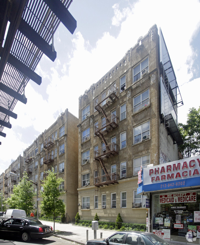 Primary Photo - 200-208 Nagle Ave