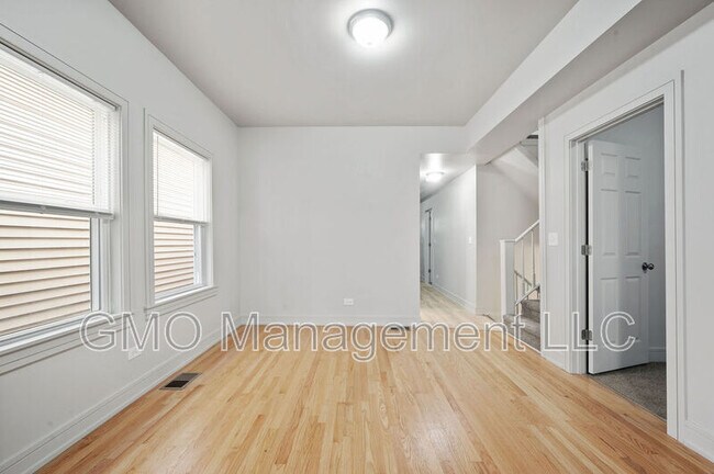 Foto del edificio - 7050 S Throop St