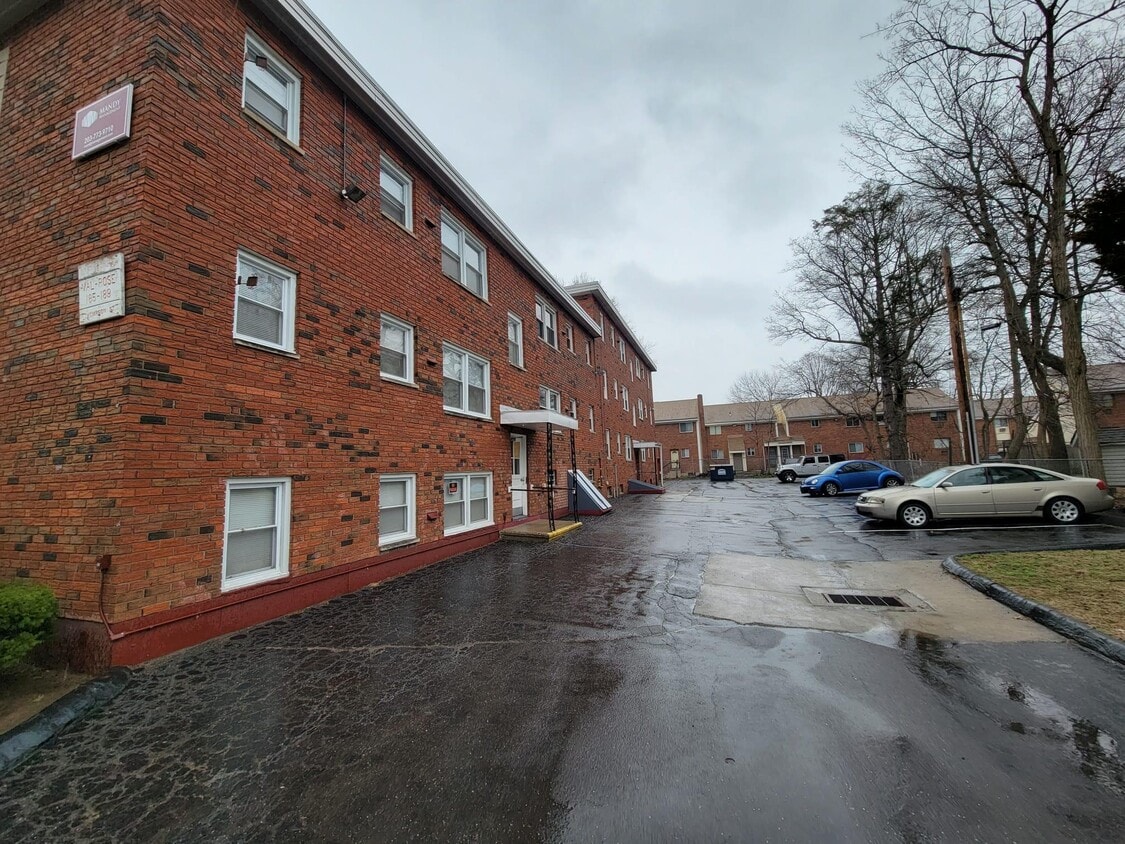 185 Thompson St Unit 2, New Haven, CT 06511 Apartments in New Haven