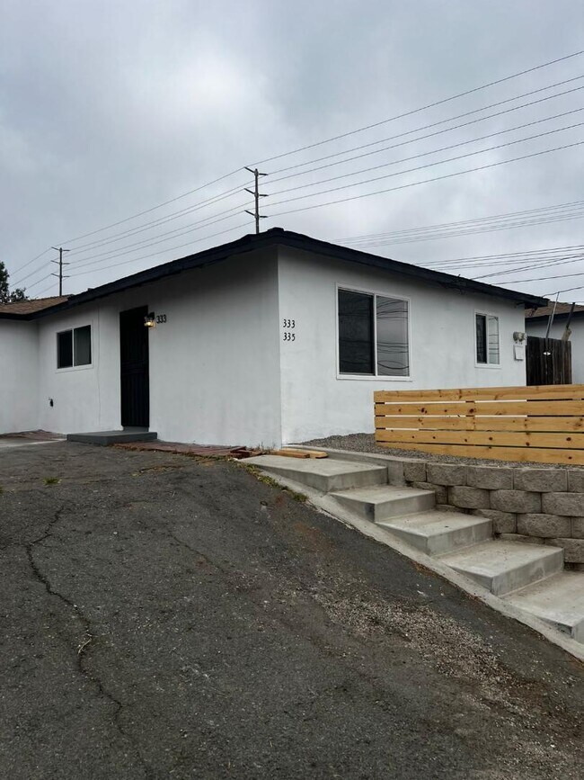 Foto del edificio - 333 E 27th St
