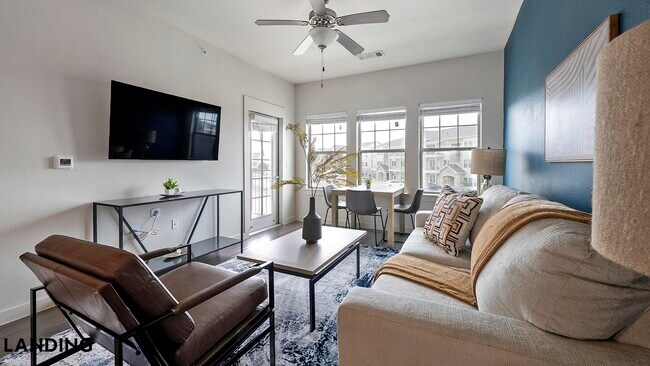 Foto del edificio - 2115 Windsor Blvd