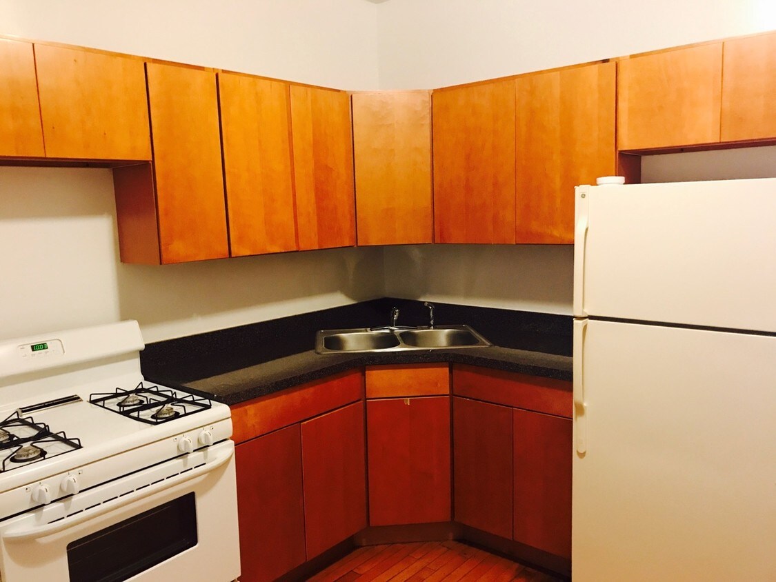 Foto principal - 1511 E 54th St