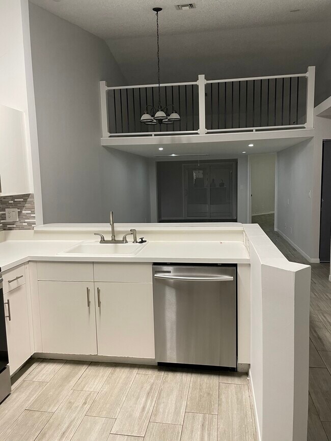 Foto del edificio - 15274 W Tranquility Lake Dr
