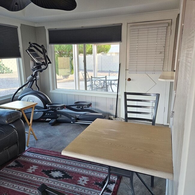 Building Photo - Cozy 2-bedroom Home in Sun City Community