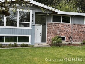 Building Photo - 5318 128th Ave SE