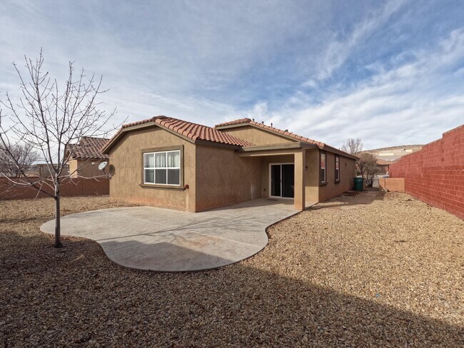 Building Photo - 3508 Tierra Abierta Pl NE