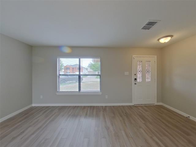 Foto del edificio - 10129 Chapel Hill Ct