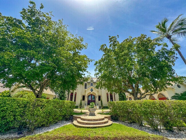 Foto del edificio - ** AQUALANE SHORES CUSTOM-DESIGNED 4 BEDROOM/5.5 BATH PRIVATE POOL HOME ** SEASONAL ** LUXURY ** ...