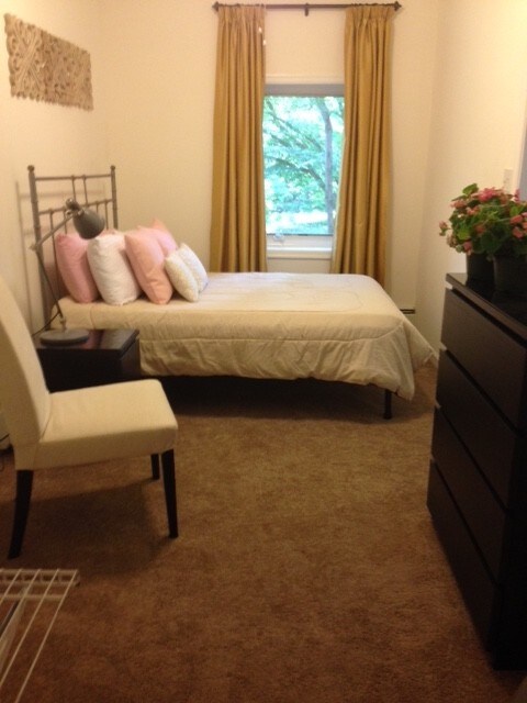 Bedroom - 5214 Westwood Dr