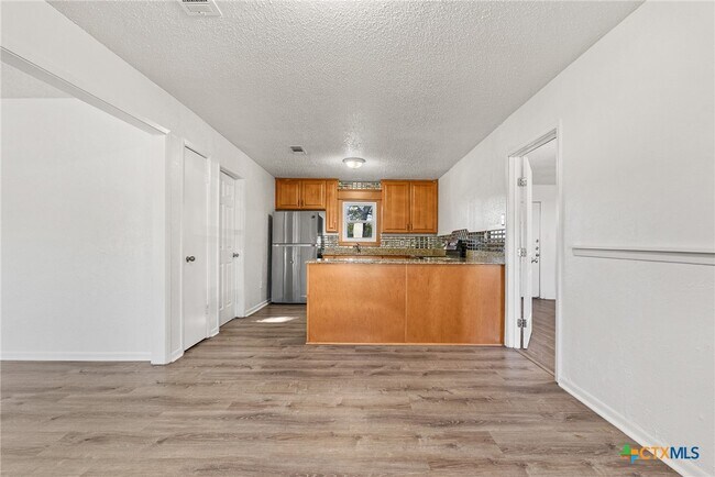 Foto del edificio - 505 Curry Ave
