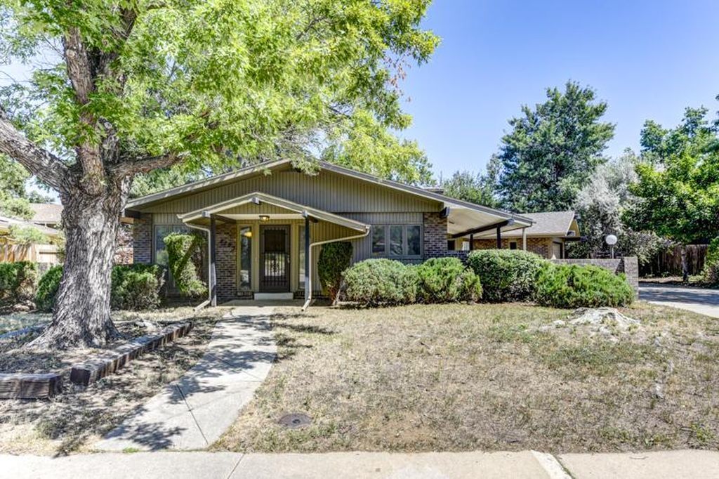 Foto principal - 4125 Apache Rd