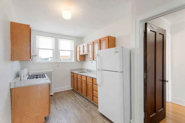 Foto del edificio - 2352 N Spaulding Ave