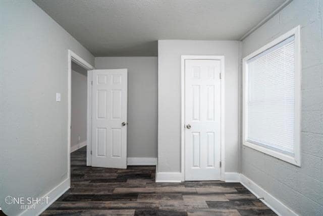 Building Photo - 526 E N 7th St