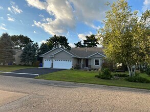 Building Photo - 345 Blue Spruce Ln