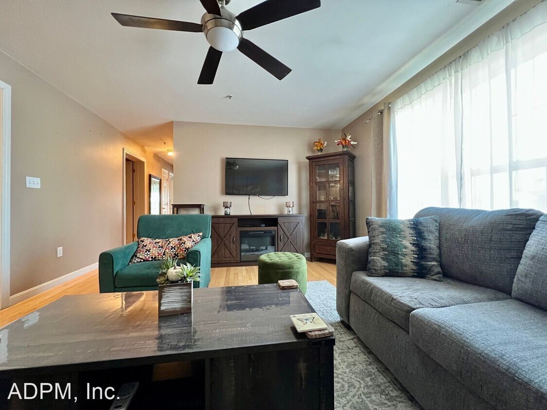 Primary Photo - 3 br, 2 bath House - 16 Margin Street Unit 9