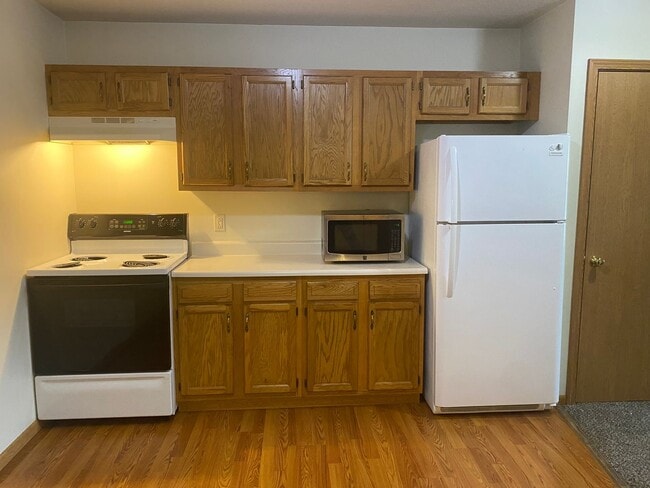 Building Photo - New Phila Duplex