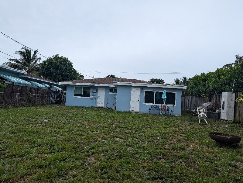 Primary Photo - 1323 NW 3rd Ave