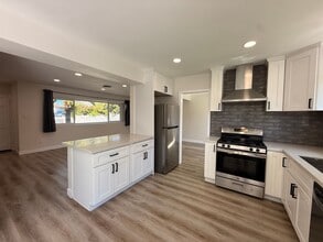 Building Photo - 440 Partridge Cir