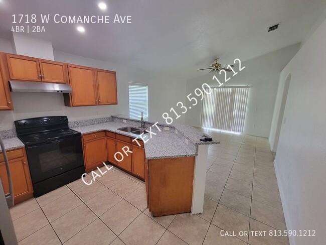 Building Photo - Charming & Spacious Tampa Home – Prime Loc...