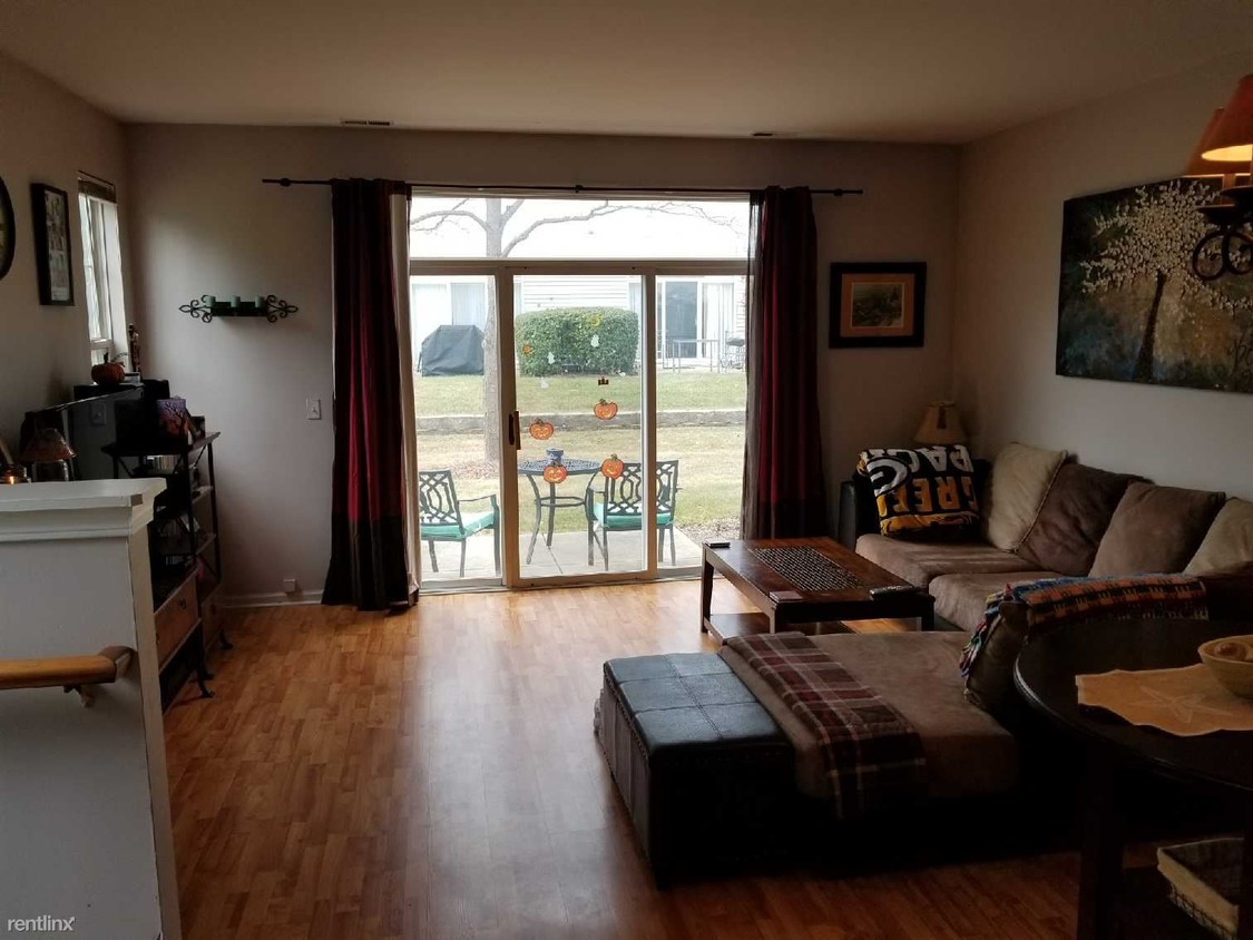 Foto principal - 3110 Falling Waters Ln