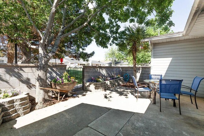 Foto del edificio - Easy Living! 3 Bedroom Home Condo in St. G...