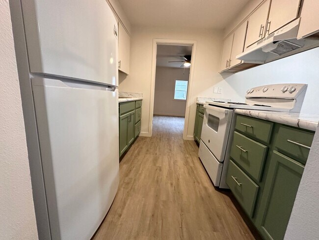 Foto del edificio - 2795 N Clark Ct