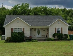 Building Photo - 1150 Dodson Dr