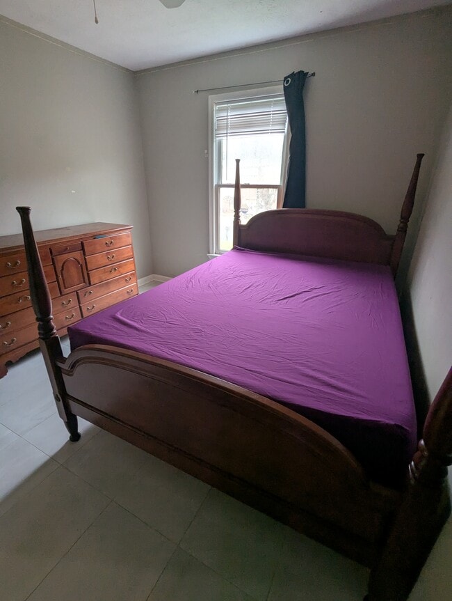 Foto del edificio - 4247 Windward Ln