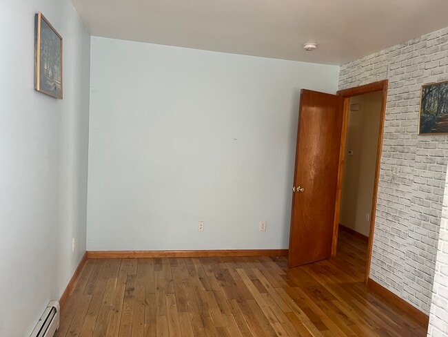 Building Photo - 31 Orne St