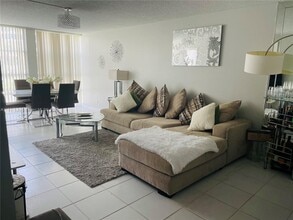Building Photo - 501 Three Islands Boulevard