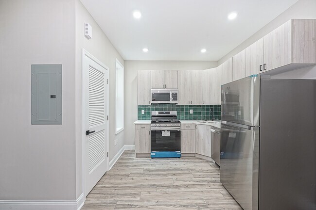 Foto del edificio - 5116 Delancey St