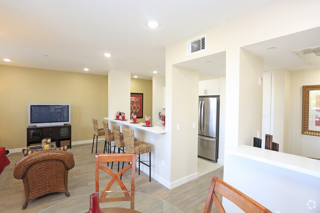 2HAB, 2BA - 1,110 ft² (Modelo B) - Seacrest Homes Apartments