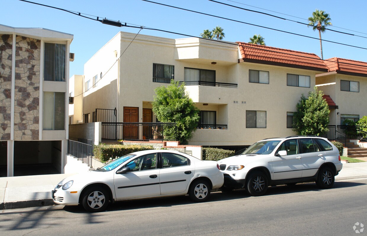 947 N Louise ¡St - 947 N Louise St