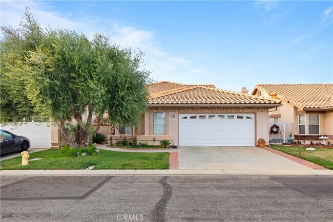 Foto del edificio - 901 Oakland Hills Dr
