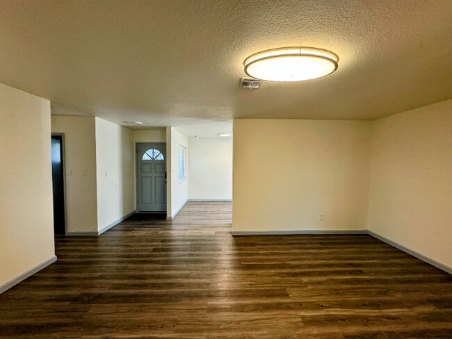 Foto del edificio - 7052 Forman Way