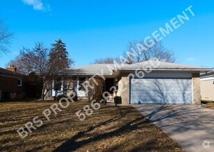 Building Photo - 14923 Westpoint Dr