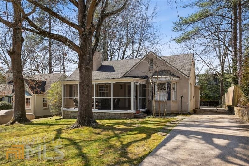 Primary Photo - 575 Pelham Rd NE